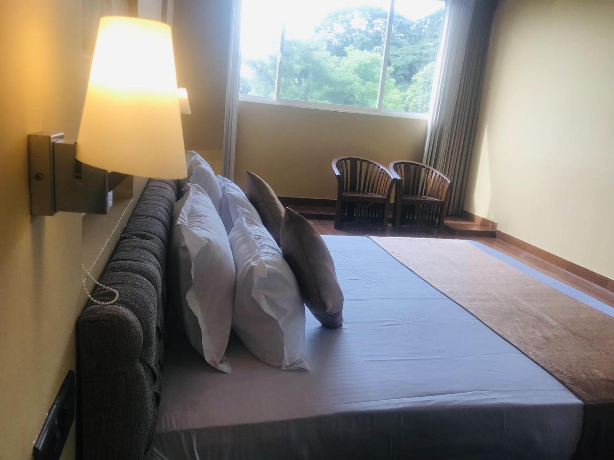 Royal Retreat ,Kandy Luaran gambar