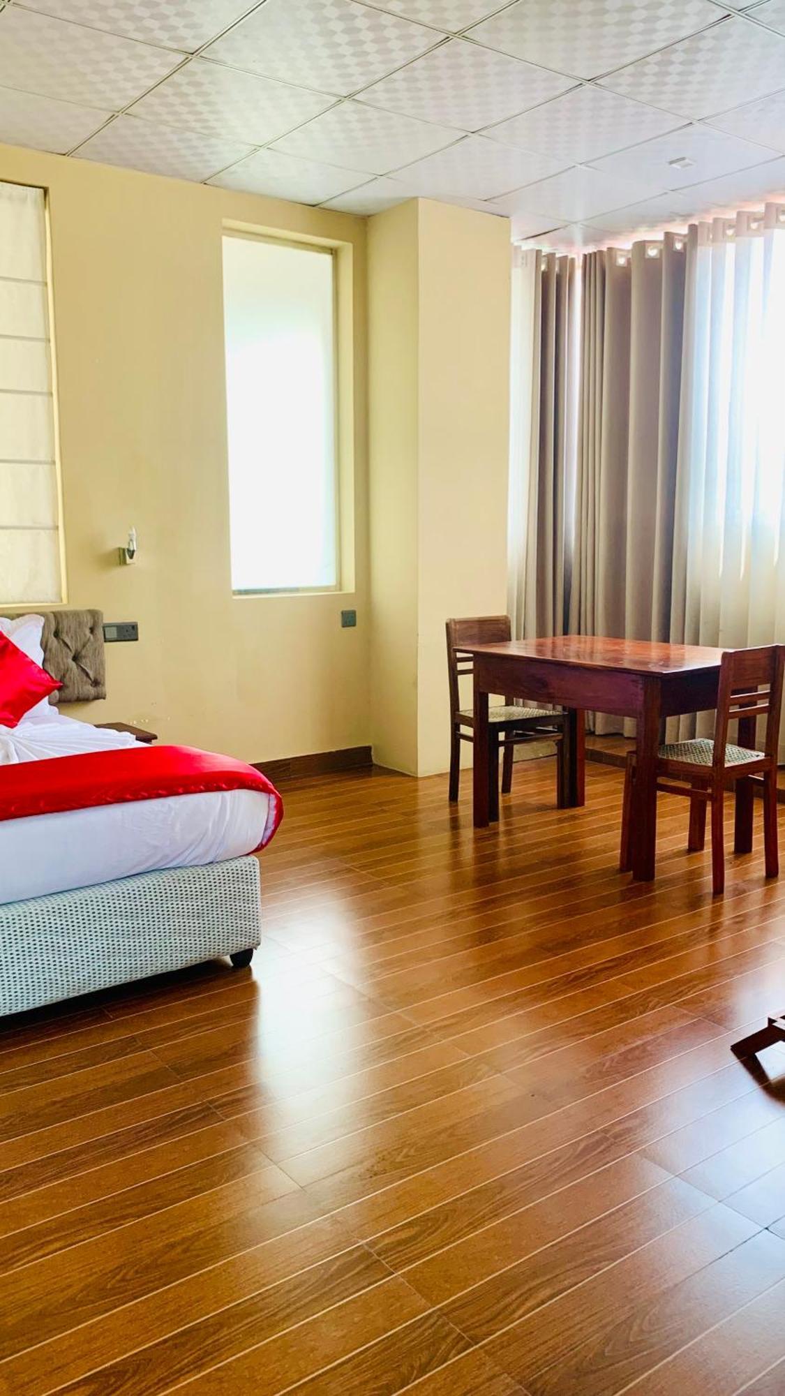 Royal Retreat ,Kandy Luaran gambar