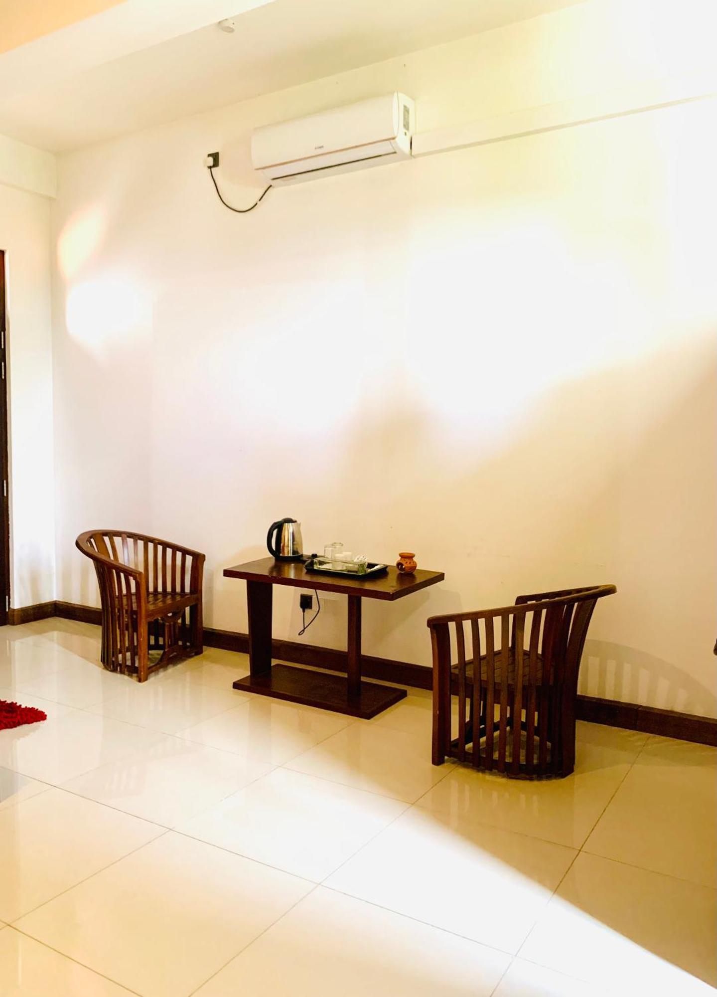 Royal Retreat ,Kandy Luaran gambar